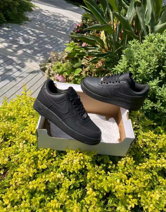 Buty sportowe Nike_Air_Force_1_Low_07_Black_Gum Rozmiar R.38