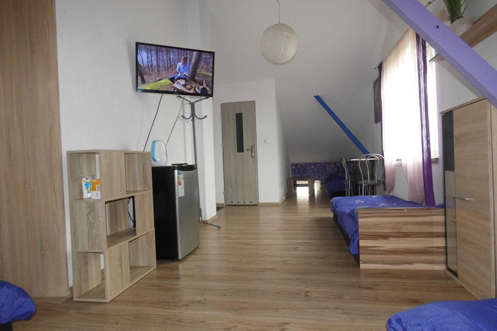 Wolne Pokoje 2 - 4 osobowe, każdy pokój z własną łazienką