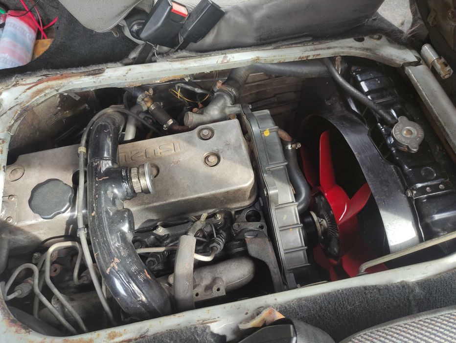 Isuzu Midi 2.4TD