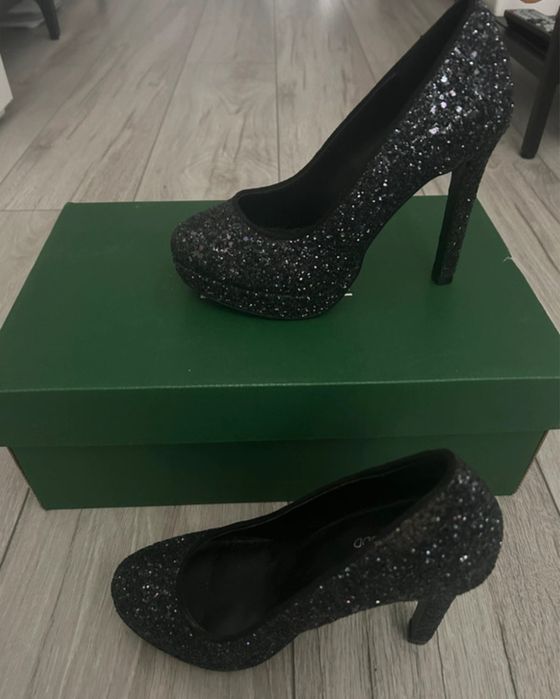 Szpilki czarne wysokie