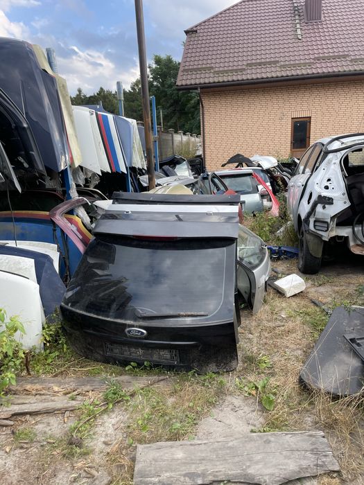 Форд Фокус 2 C-Max авторозборка запчастини