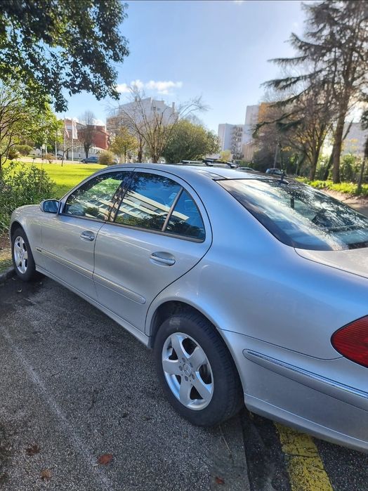 Mercedes E220 ano 2002