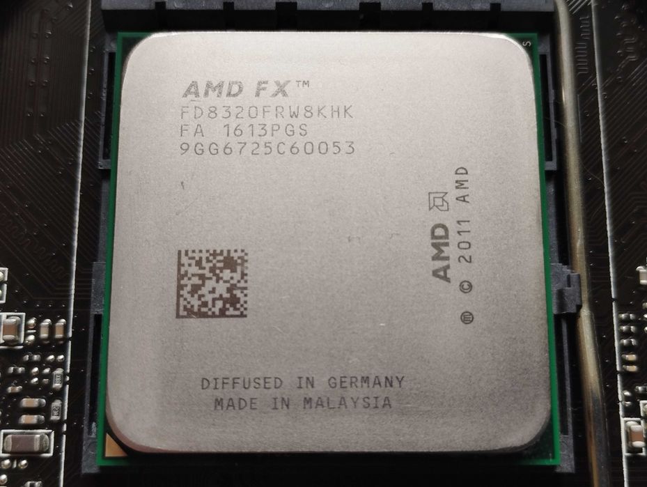 Материнская плата MSI 760GM-P23FX + AMD FX-8320 3,7 GHz + 2х4Gb DDR3 (Socket AM3+) Гарантия 1 год