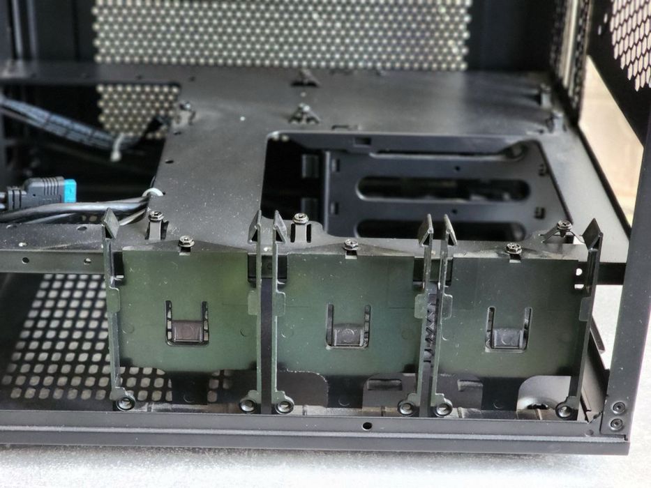 Корпус для ПК Thermaltake Core V21 (mATX)