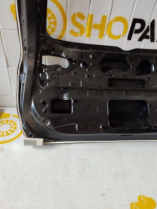 Ляда кришка багажника Тойота Рав 4 Toyota Rav 4 2018 2019 2020 2021 2022 2023 2024