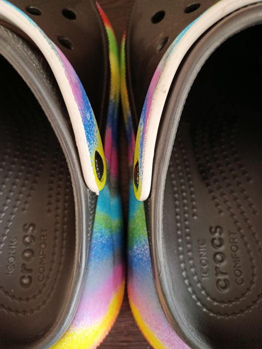 Продам оригінальні crocs