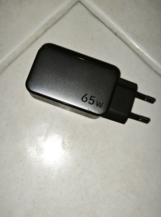 Carregador UGREEN CD244 (USB-C, USB-A - 65W - Preto)