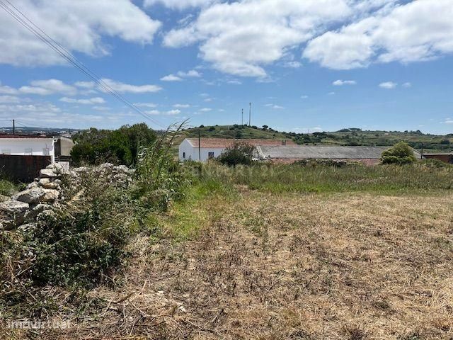 Oportunidade única de Investimento: Terreno Urbano em Areias – Sintra