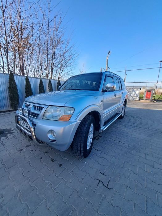 Mitsubishi Pajero Wagon