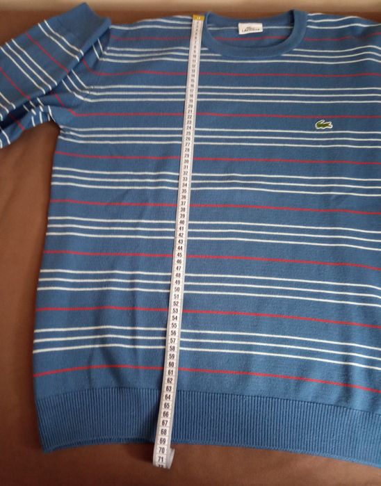 Sweterek marki Lacoste