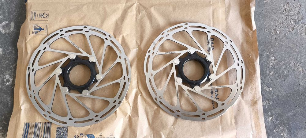 Grupo Sram Rival 2x12 elétrico novo a estrear