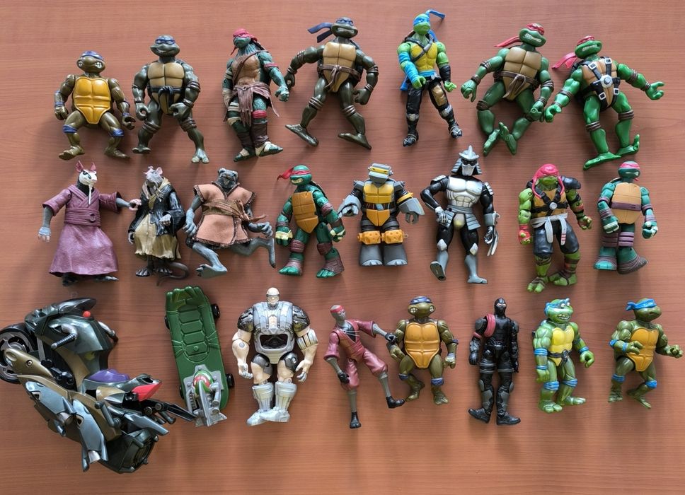 Vintage Teenage Mutant Ninja Turtle TMNT Action Figures