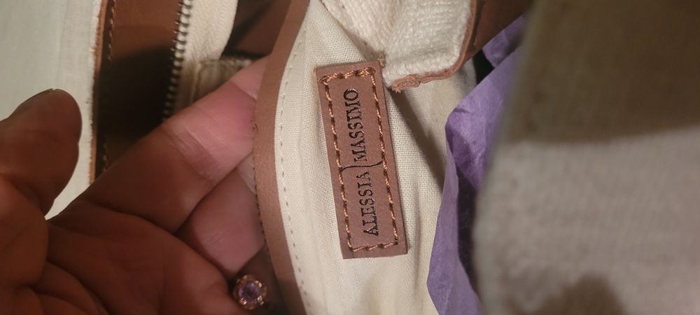 Nowy skórzany plecak firmy max mara