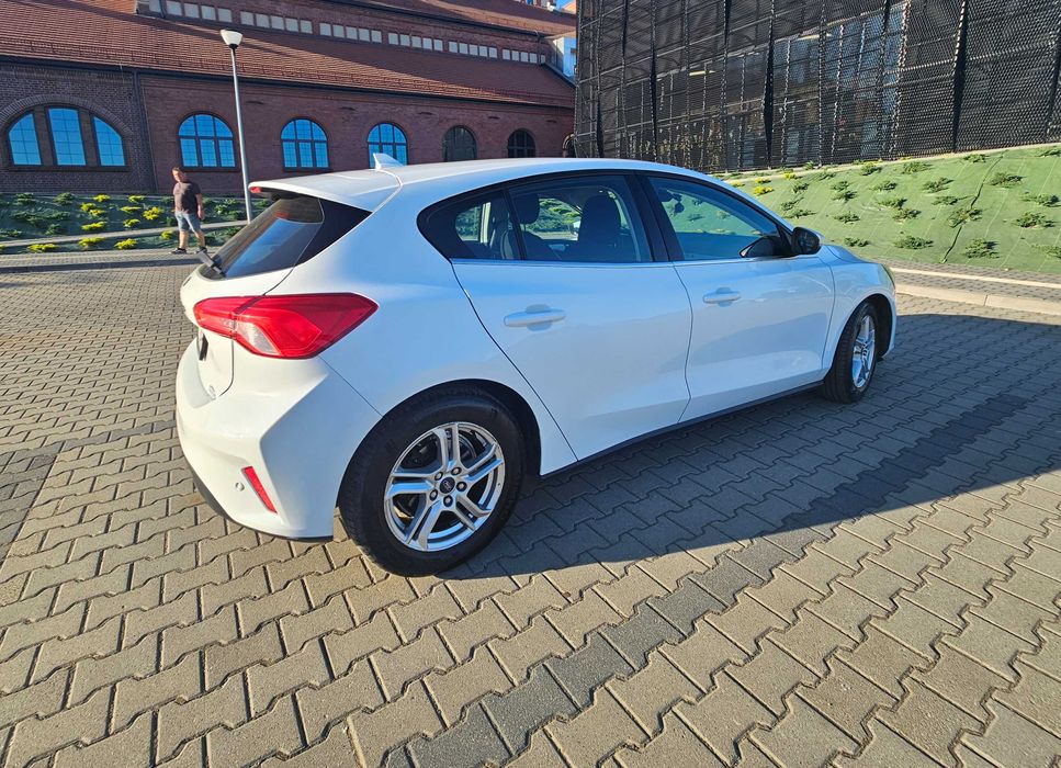 Ford Focus Titanium - Salon Polska