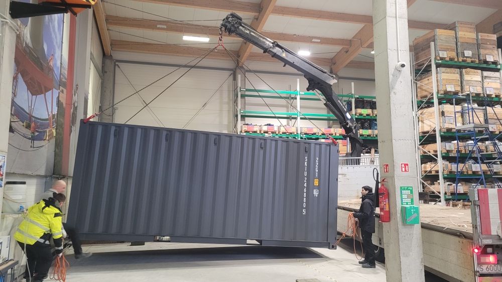 HDS usługi transportowe dźwig 12,5 m ładowność samochodu 12 ton