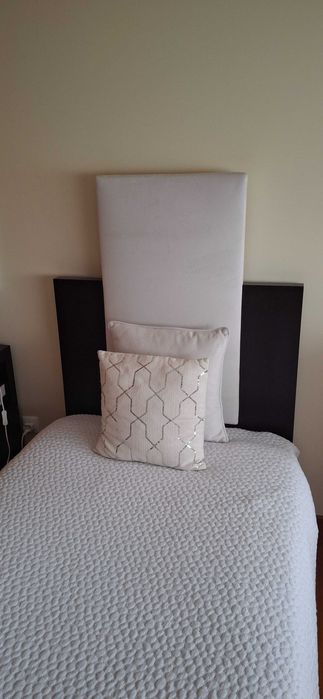 Cama de solteiro com estilo