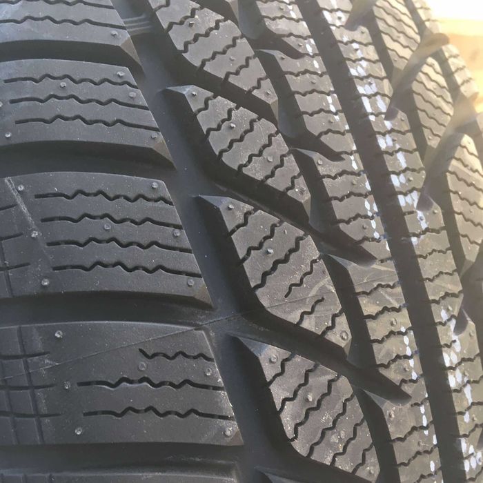 Nowa Opona Zimowa 175/65R15 SW608 Wysyłka za Pobraniem