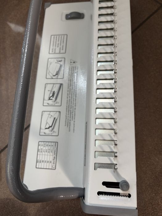 Bindownica do papieru Fellowes PB100
