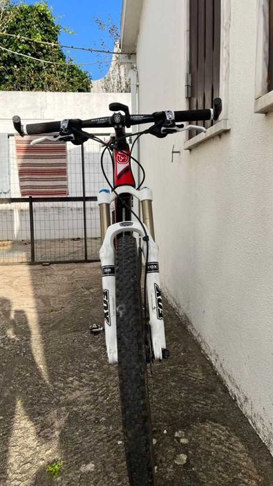 Bicicleta GHOST AMR 7500