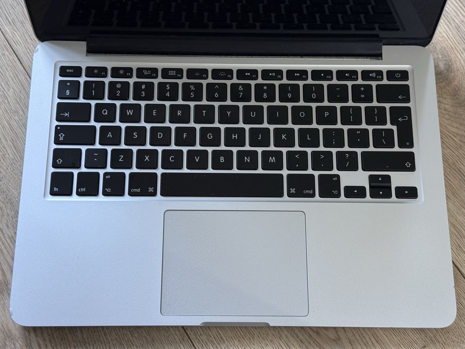 Macbook pro 13 2015 i5/8/128 a1502