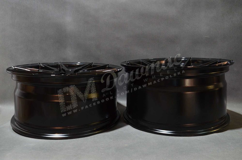Felgi Japan Racing JR21 19" 8,5J ET30 + 9,5J ET40 5x120 Gloss Black