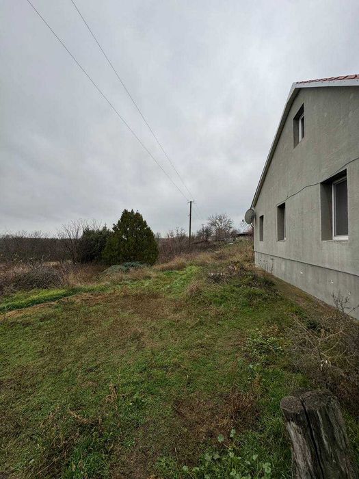 Продам сучасний 2-поверховий будинок у с. Кочережки Павлоградський район