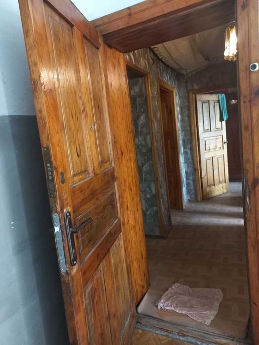 Продам  3к кв , гараж в Мерефе, ул. Сикорского,7,Гастелло Є-відновленн