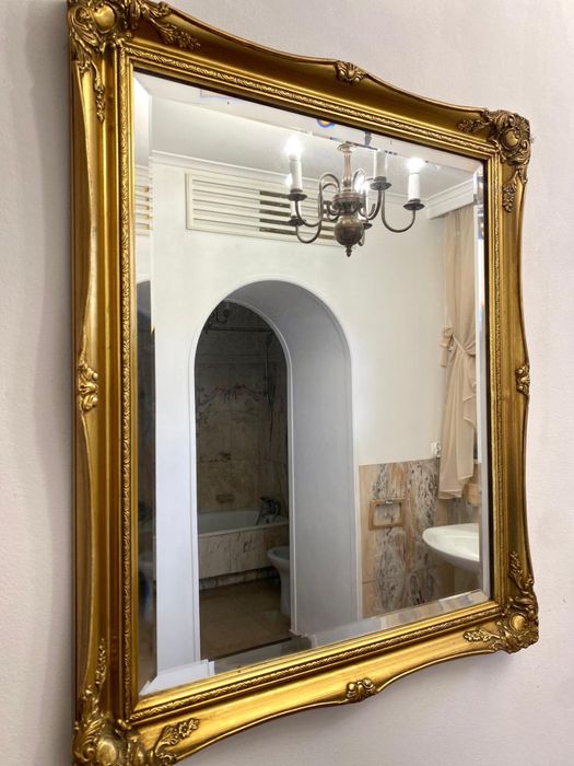 duże wiszace lustro scienne w stylu barijowym - złota zdobiona rama frezowane szklo - DESA