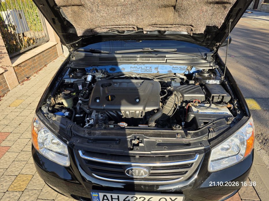 Продам Kia Cerato 1 механика газ бензин