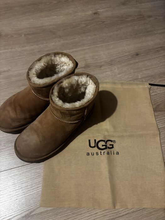 UGG chestnut  rozmiar 39 UGG  classic Australia Śniegowce