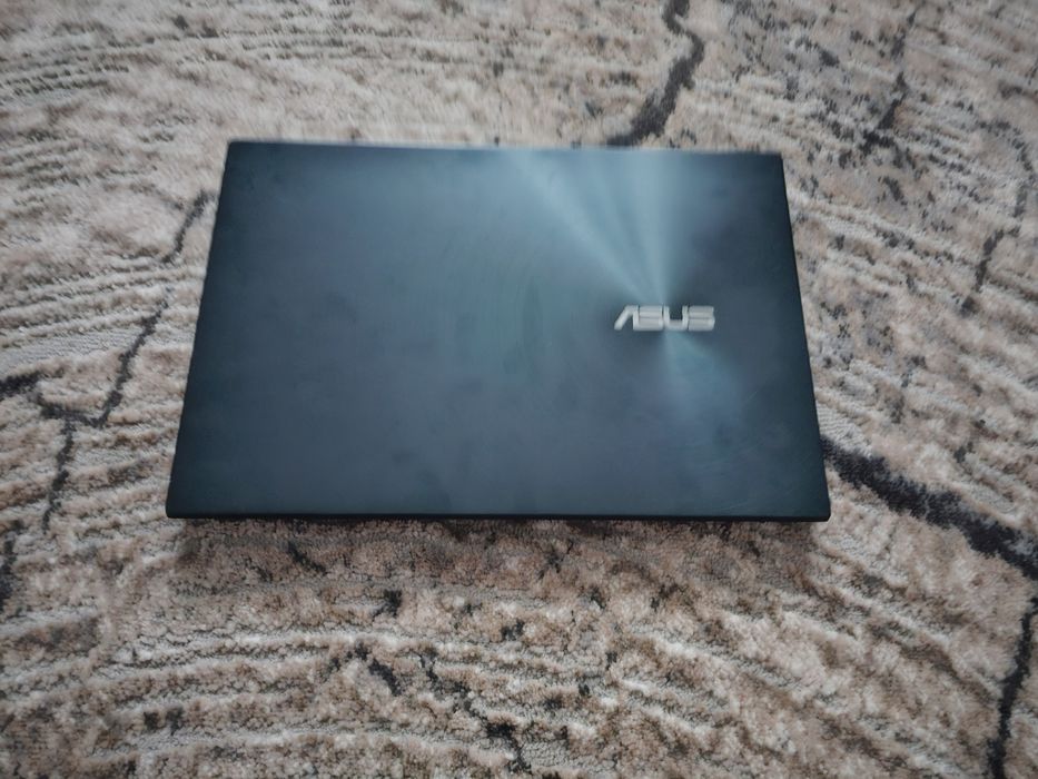 Asus zenbook duo!!! 2 ekrany