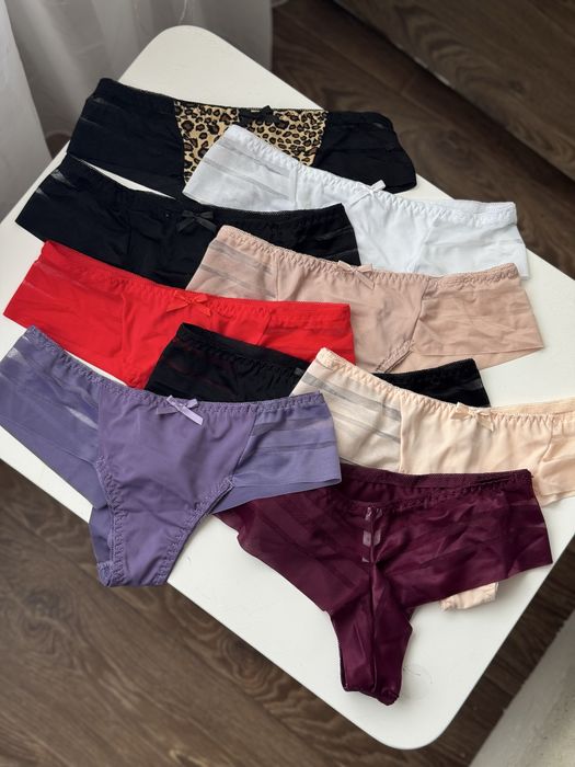 Комплект з 9 трусиків, розмір С, нові