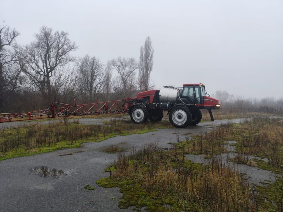 Самохідний оприскувач Case IH 3330 2010р