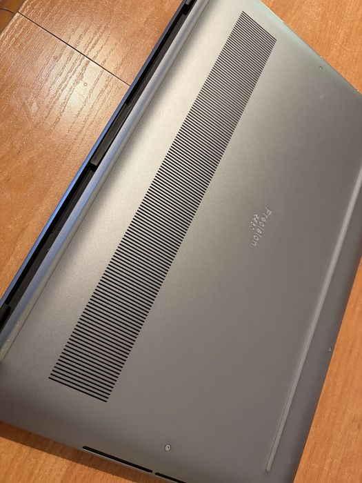 Dell Precision 5560 i9 11950H, RTX A2000 4GB, 32GB, 2TB, 4K+ dotyk, świetny stan