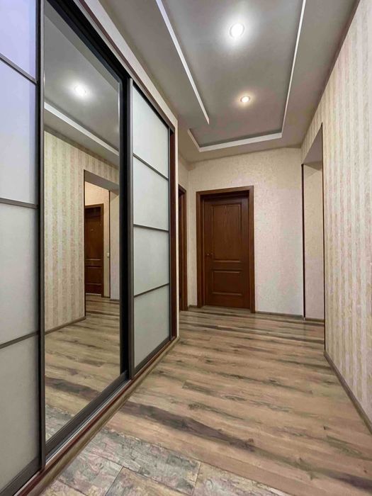 Продам 3к. квартиру Левый берег пр.Мануйловский Слобожанский с ремонтом