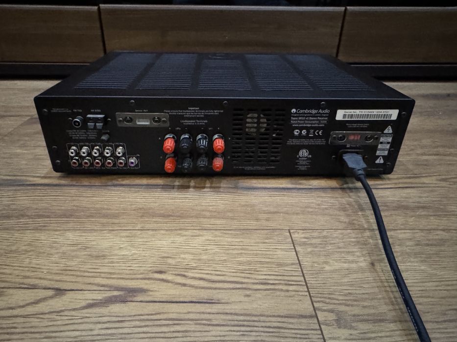 Amplituner Cambridge Audio