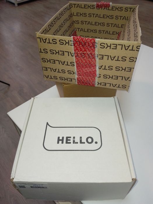 Продам коробки,бокси для інтернет магазинів,з лаків та зі Сталексу