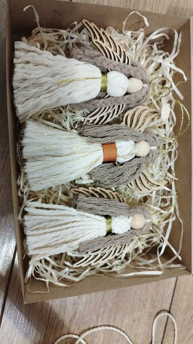 Прикраси на ялинку