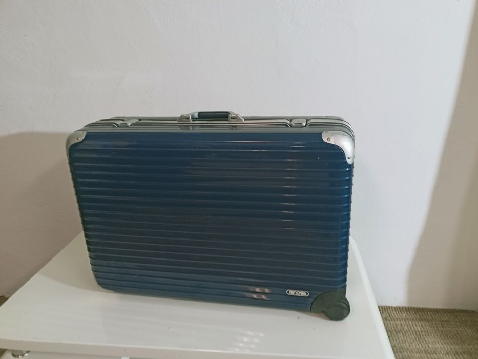 Walizka Rimowa duża - uszkodzona.