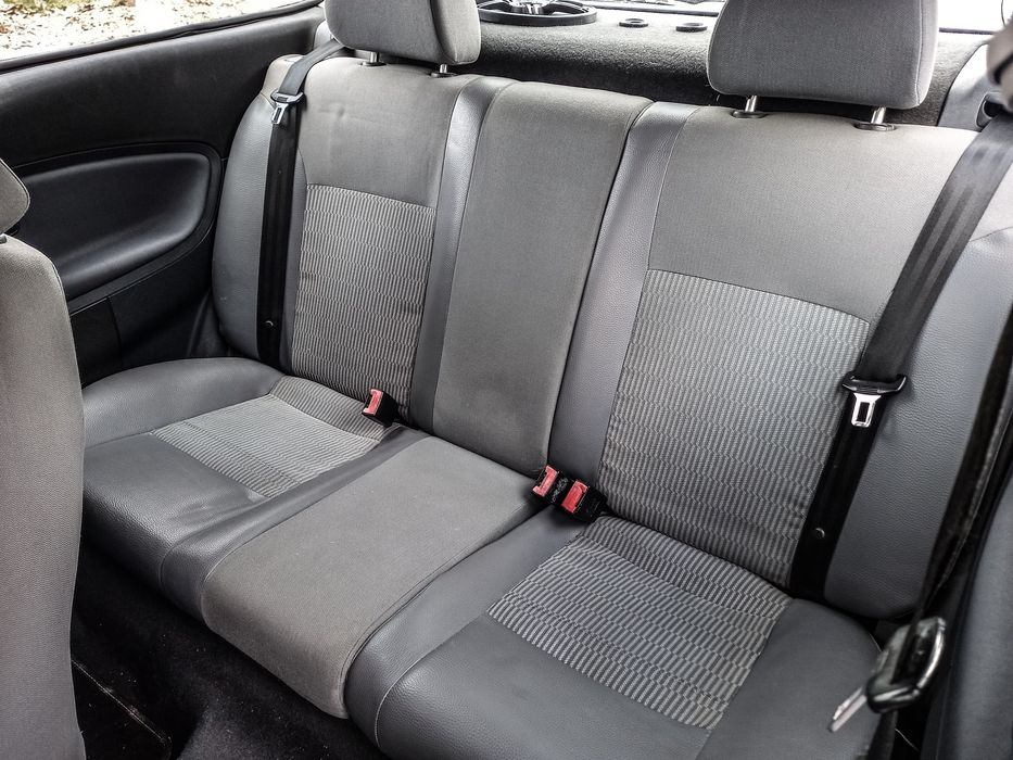 Seat ibiza 6L 1.9 tdi 5 Lugares