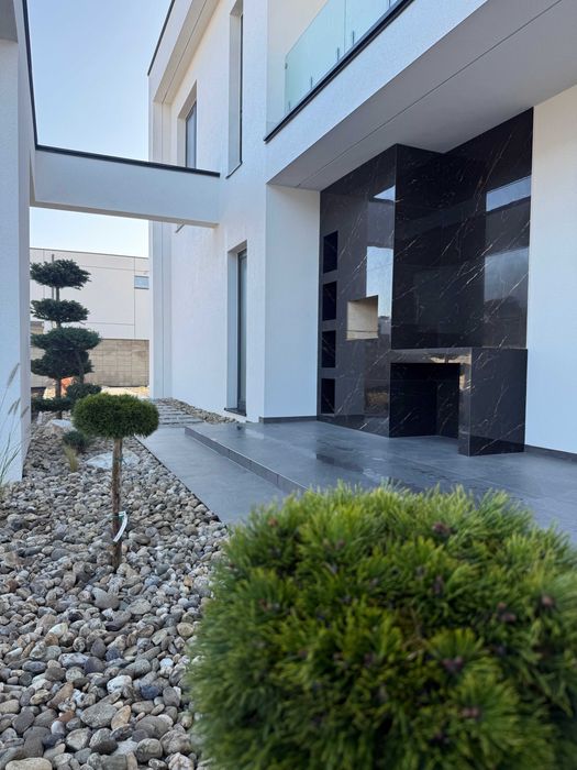 Стильний будинок, де преміум-якість поєднана з комфортом і затишком