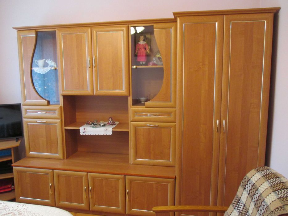 Meblościanka, olcha, stan bardzo dobry