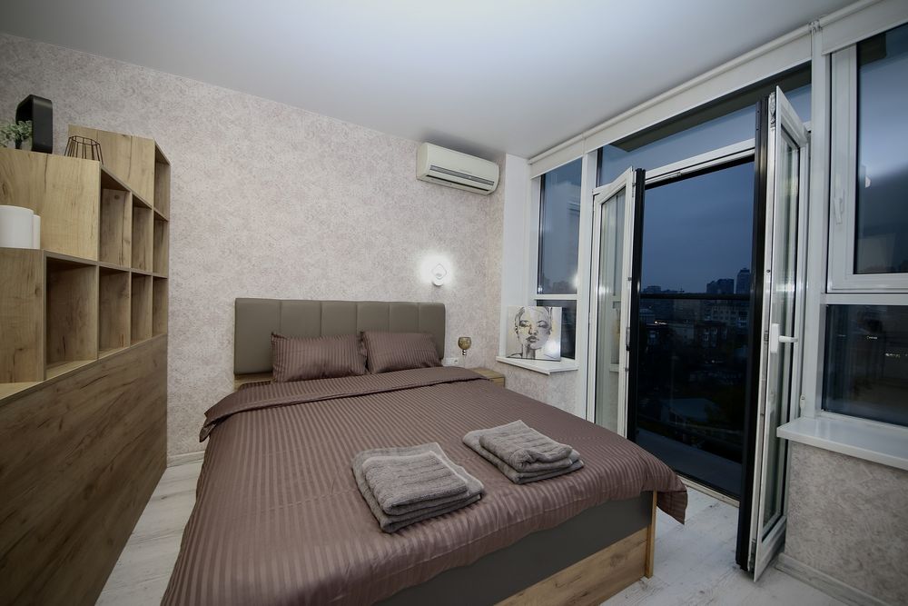 Подобова оренда 1к Пр-т Берестейський 5В, ЖК Victori, Центр, Цирк, ЖД