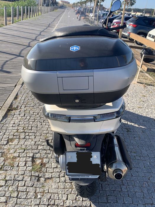 Piaggio X10 500ie Executive