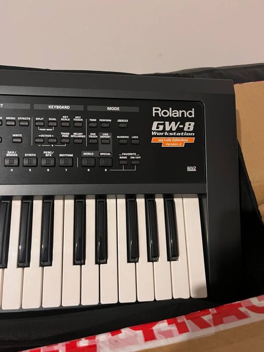 Пианино Roland GW-8 Workstation – професійний синтезатор піаніно