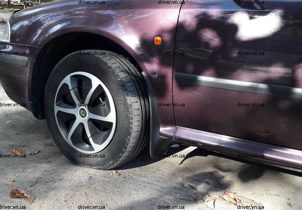 Бризковики Шкода Октавія Тур бризговики Octavia Tour А4 VAG KEA075003