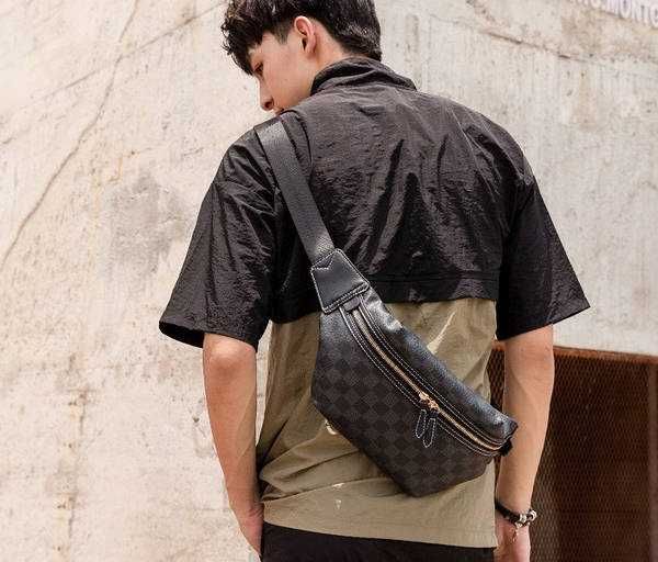 Сумка на пояс Louis Vuitton чоловіча нагрудна поясна бананка месенджер