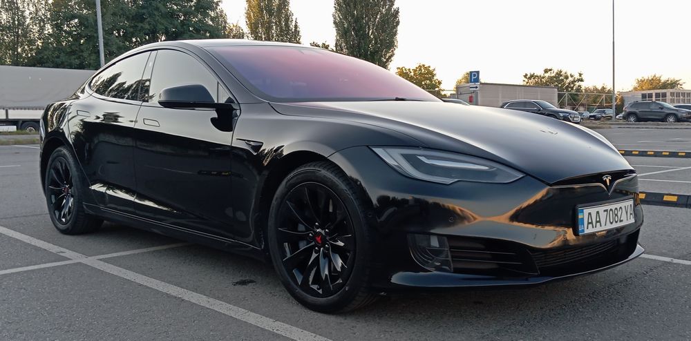 Tesla model S 2017