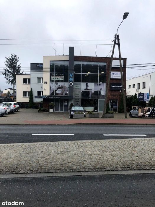Duży, ładny lokal handlowy na parterze