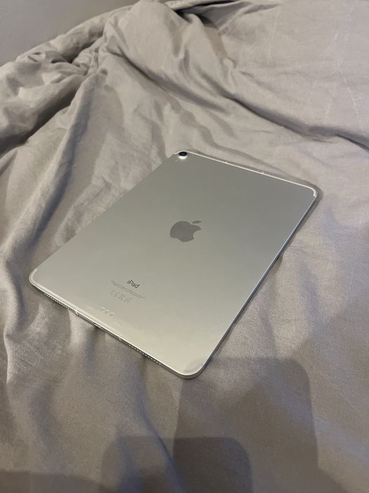 ipad Air 4 Odblokowany (256 GB Wi-Fi + Cellular)